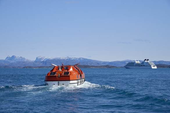 Seabourn Quest - Ventures, Credit. Mike Louagie.jpg